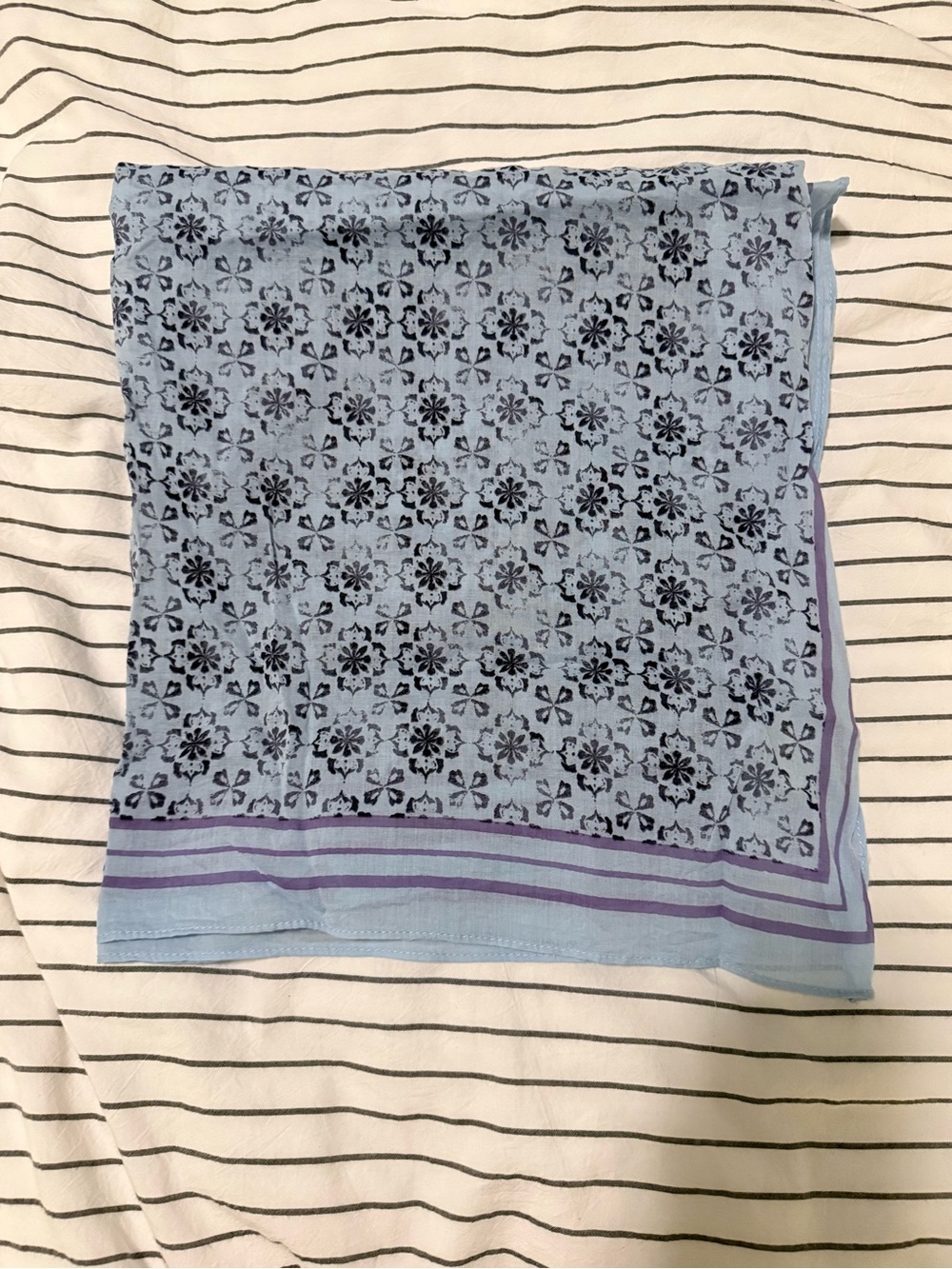 Free People Everyday Washed Tile Bandana - Picture 3 of 5